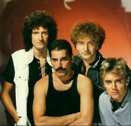 Queen - Дискография (1973-2015)