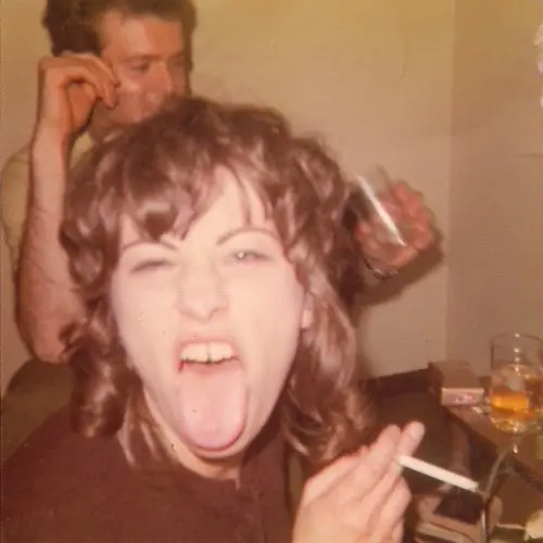 Joyce Manor / I Used To Go To This Bar